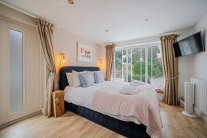 Annexe- click for photo gallery